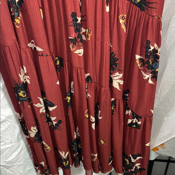 Free People “ All I got “ Rust Floral Maxi Dress size 10 worn once. - Picture 5 of 11